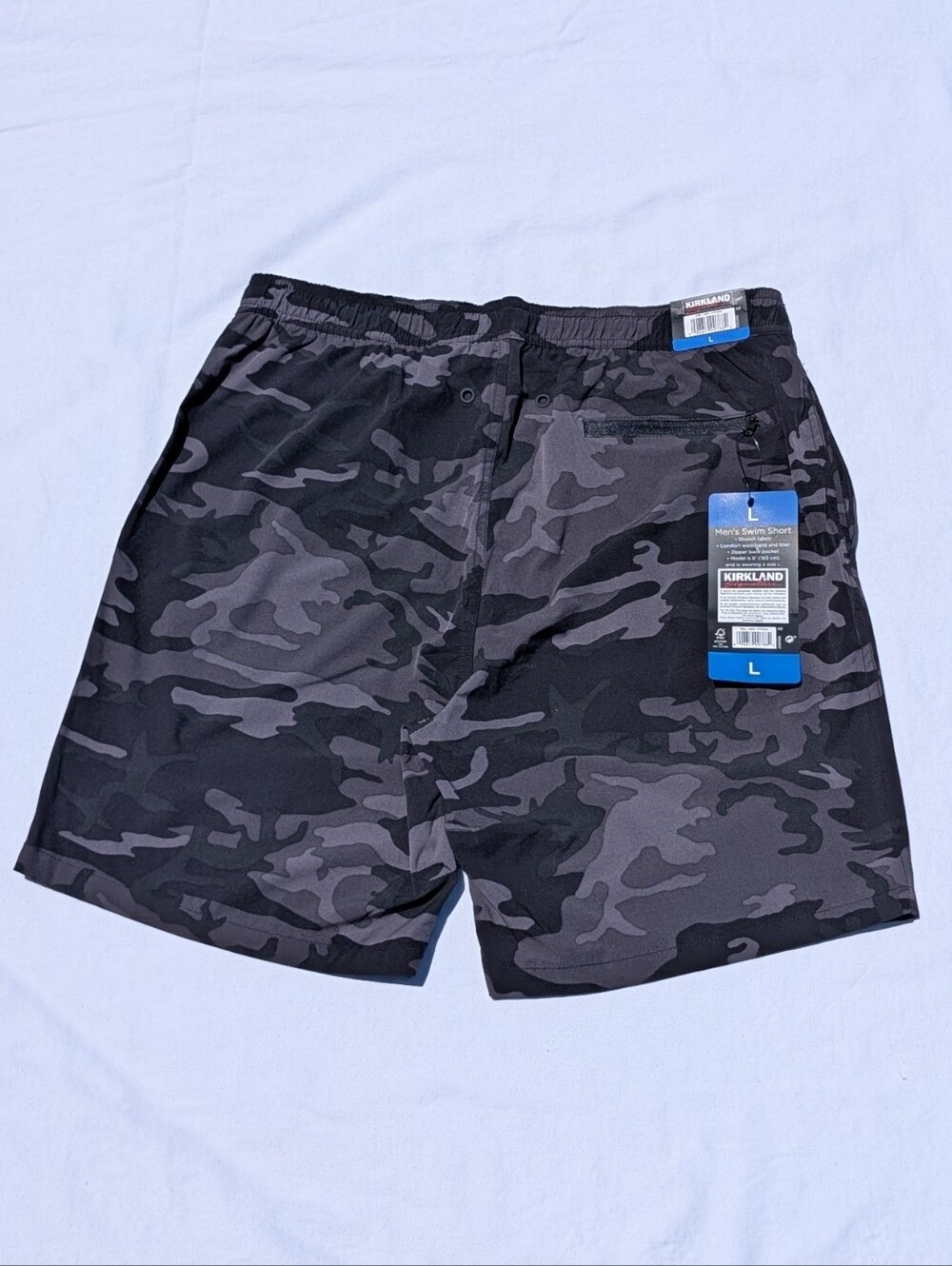 Kirkland Signature Men's Swim Trunks Size L - Picture 2 of 16